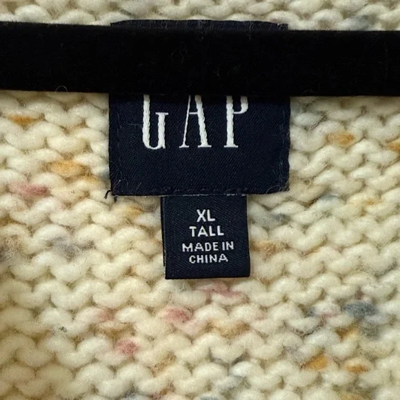 GAP Speckled Cream Crew Neck Sweater - Picture 4 of 6